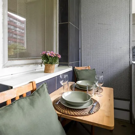 Appartement Urbanelegance Escape, Free Parking Near Arena *