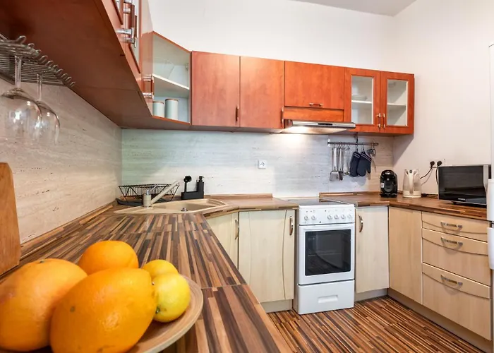 Urbanelegance Escape, Location, Private Parking Апартаменты Братислава